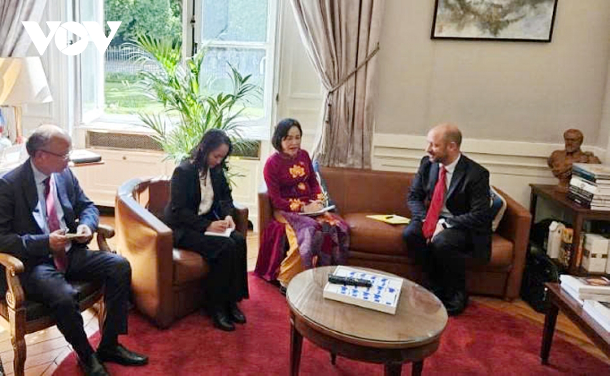 Vietnam and France enhance parliamentary diplomacy, comprehensive cooperation